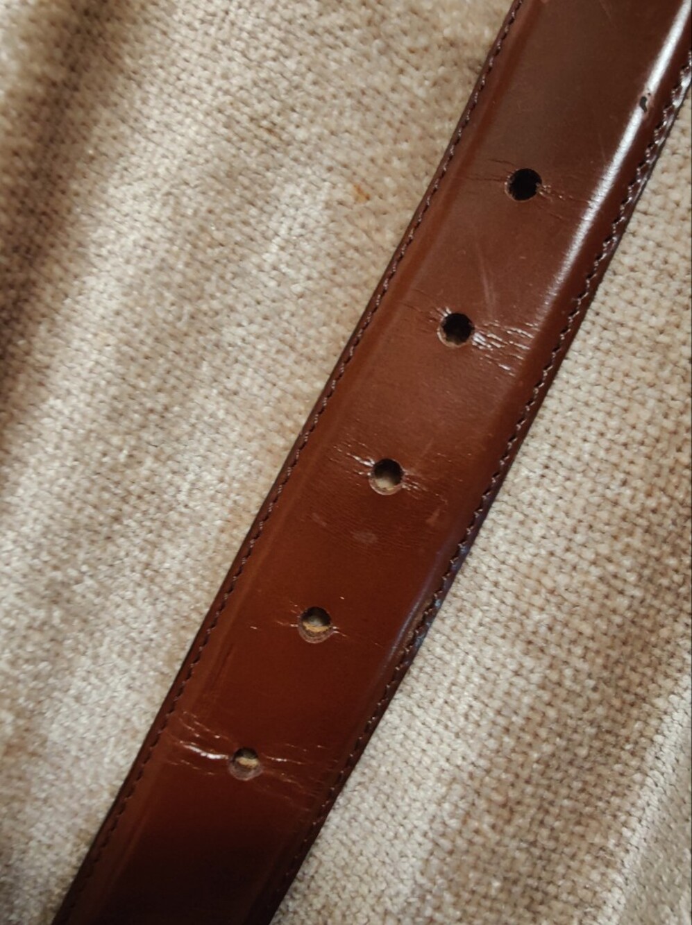 Vintage Avignon Brown Leather Belt with Gold Buckle, Fit 28" - 32" - Picture 4 of 13
